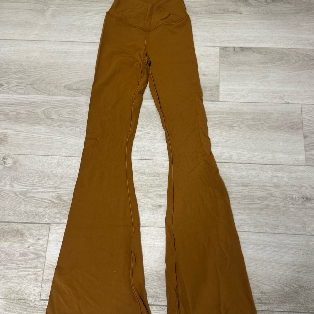NWT Aerie offline crossover Brown Flared Leggings Size XS